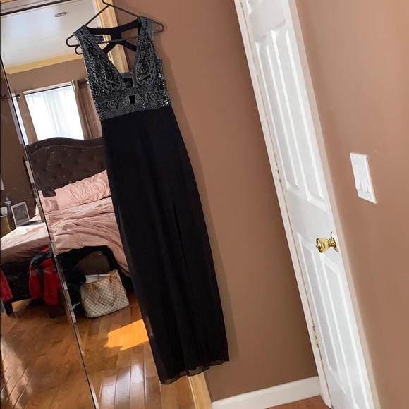 Evening gown - Picture 3 of 6